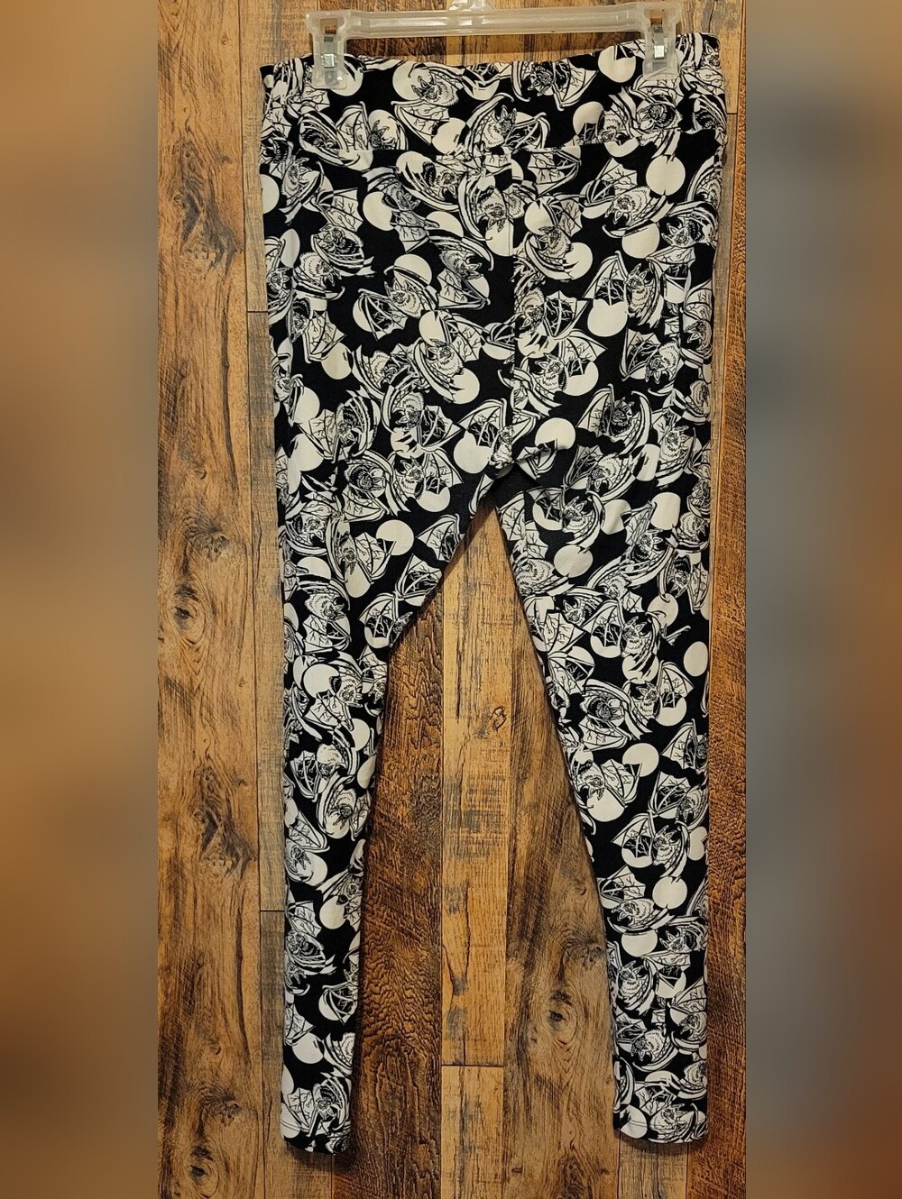 3 Pack Of LuLaRoe Halloween Leggings Tall & Curvy - Picture 11 of 12